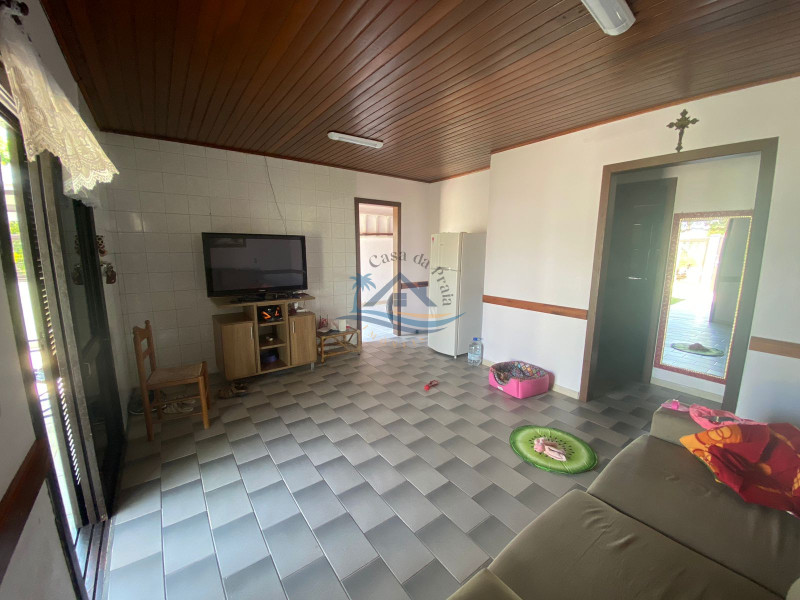 Casa a venda em Arroio do Sal-RS.