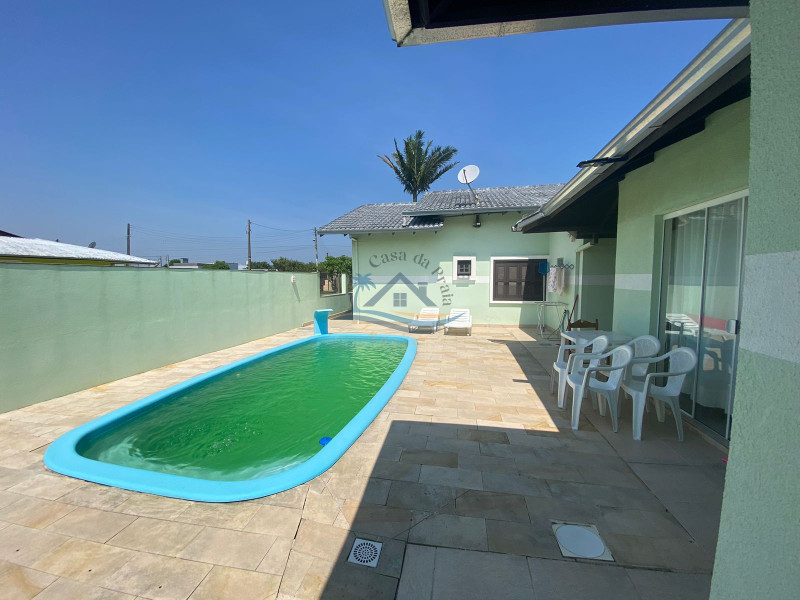 Casa a venda em Arroio do Sal-RS.