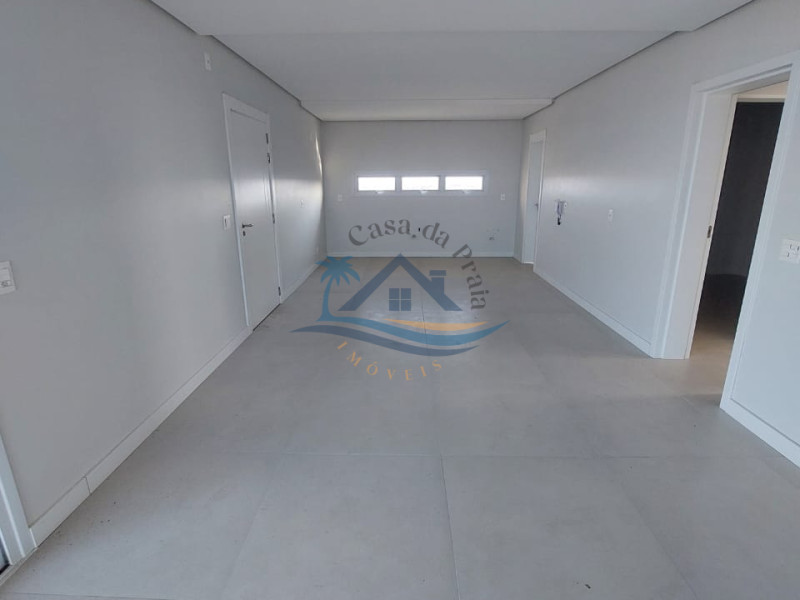 Apartamento a venda em Arroio do Sal.