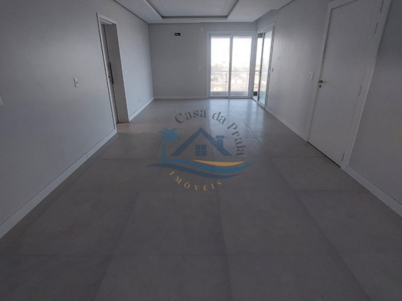 Apartamento a venda em Arroio do Sal.