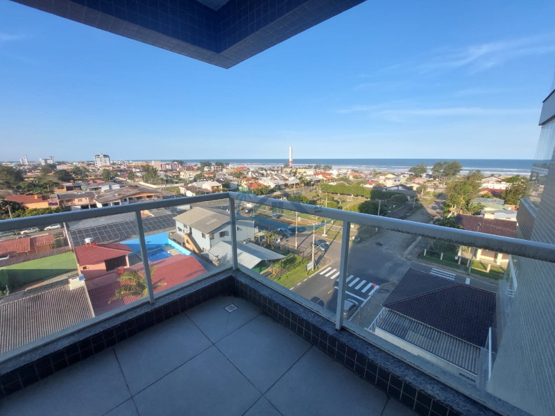 Apartamento a venda em Arroio do Sal.