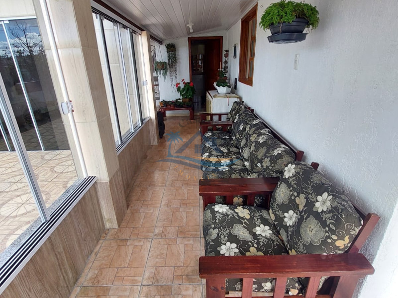 Casa a venda em Arroio do Sal.