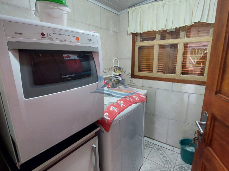 Casa a venda em Arroio do Sal.