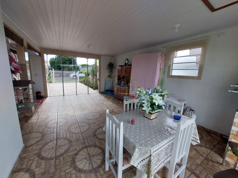 Casa a venda em Arroio do Sal.