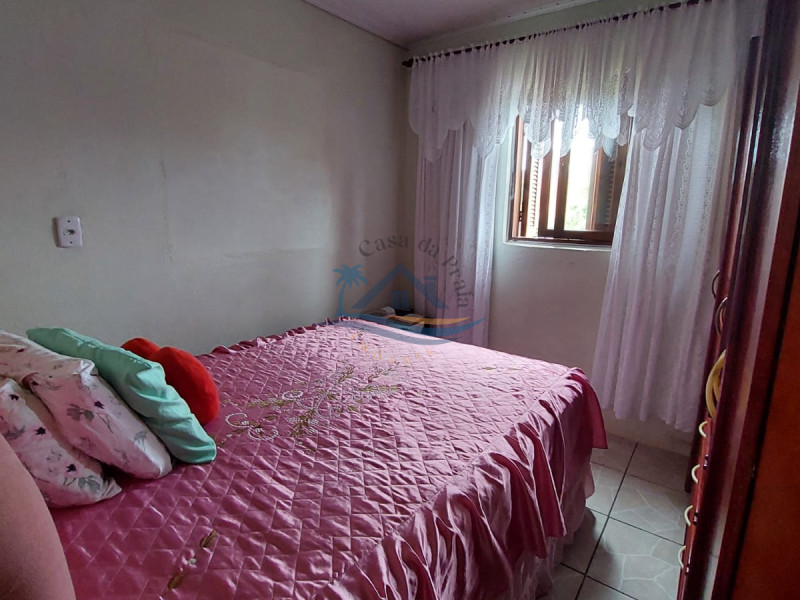 Casa a venda em Arroio do Sal.