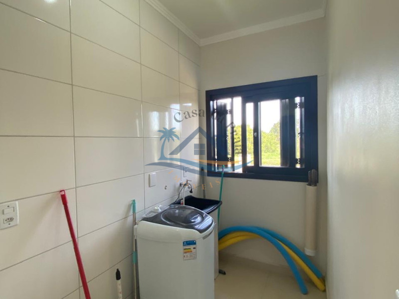 Casa a venda em Arroio do Sal.