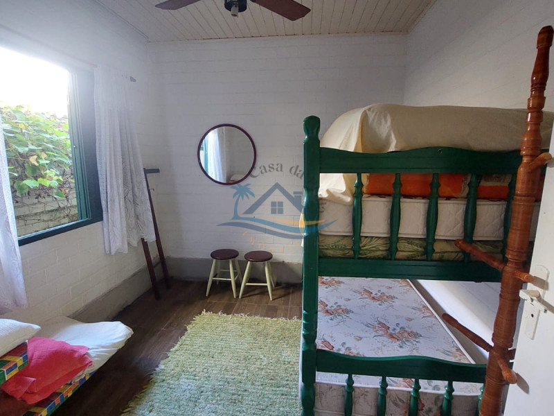 Casa a venda em Arroio do Sal.