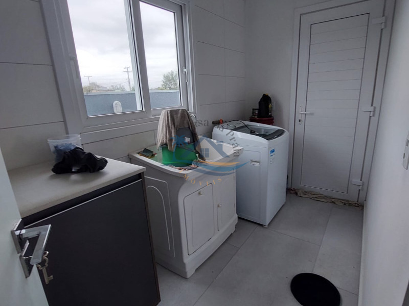 Casa a venda em Arroio do Sal.