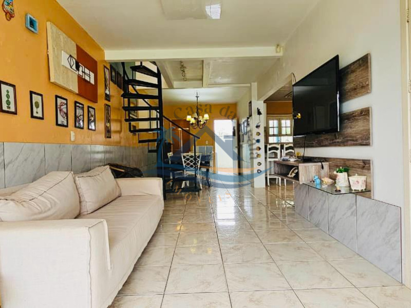 Casa a venda em Arroio do Sal.