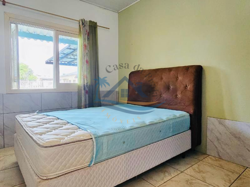 Casa a venda em Arroio do Sal.