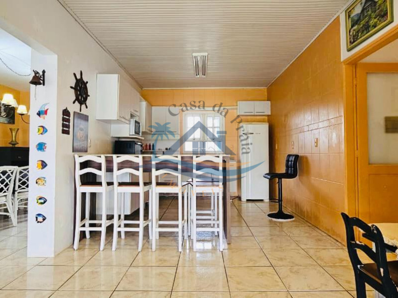 Casa a venda em Arroio do Sal.