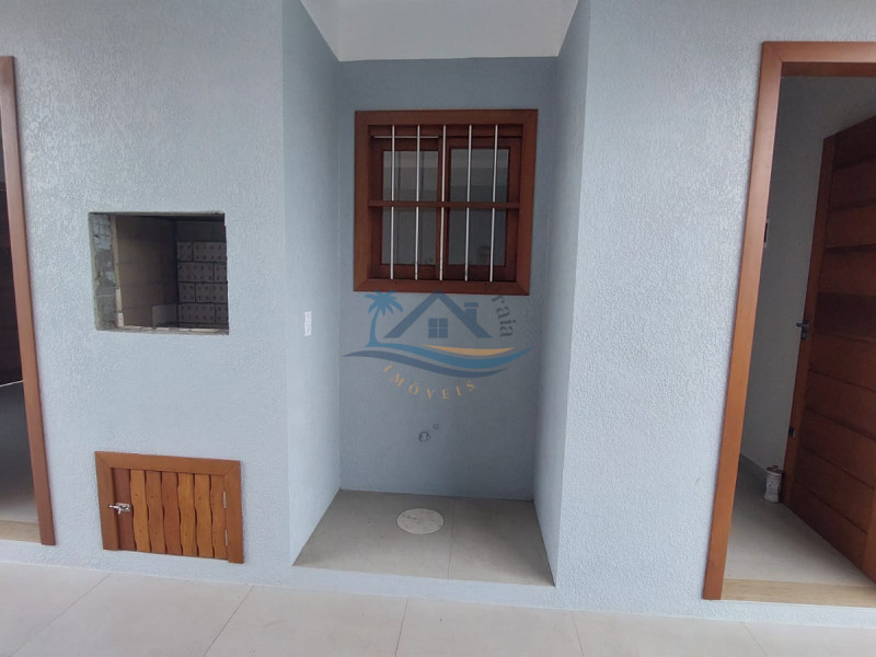 Casa a venda em Arroio do Sal.