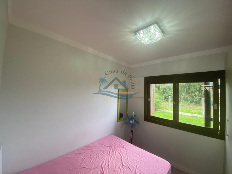 Casa a venda em Arroio do Sal.