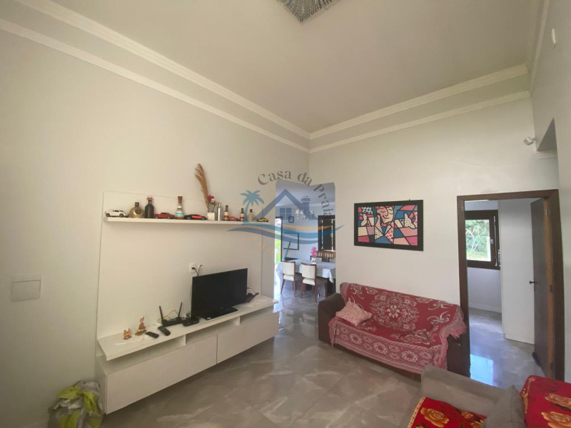 Casa a venda em Arroio do Sal.