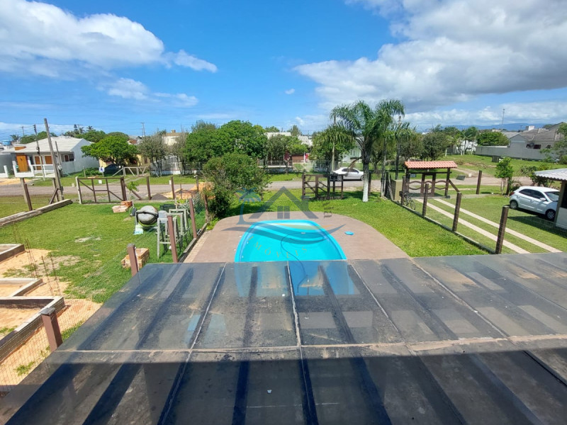 Casa a venda em Arroio do Sal.