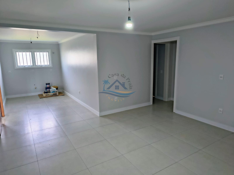 Casa a venda em Arroio do Sal.