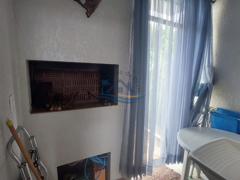 Casa a venda em Arroio do Sal.