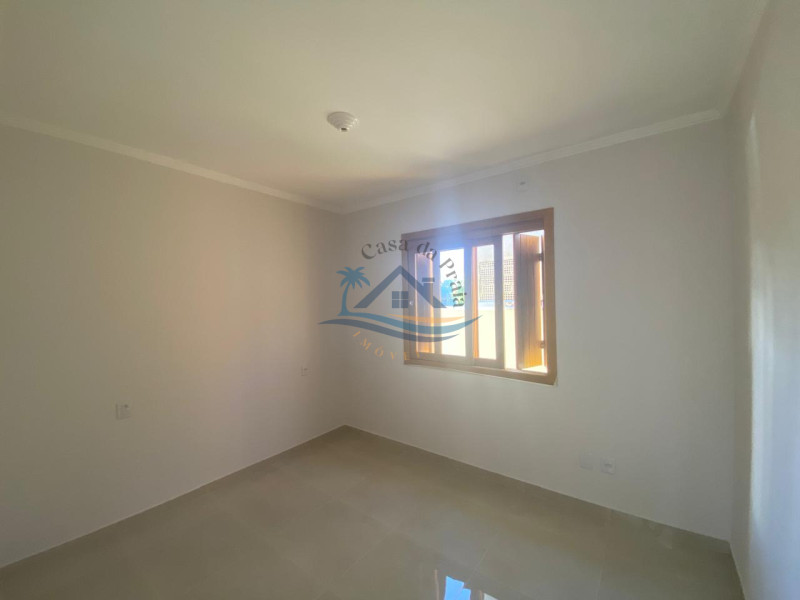 Casa a venda em Arroio do Sal.
