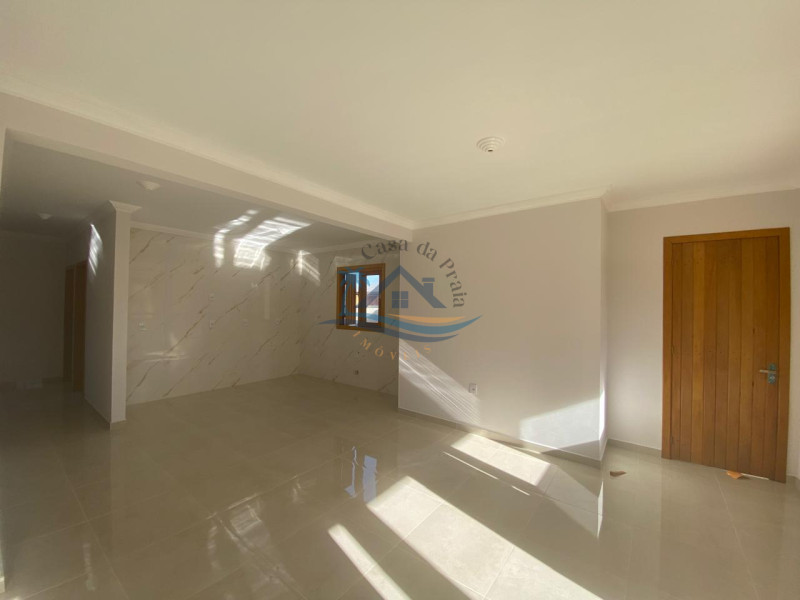Casa a venda em Arroio do Sal.