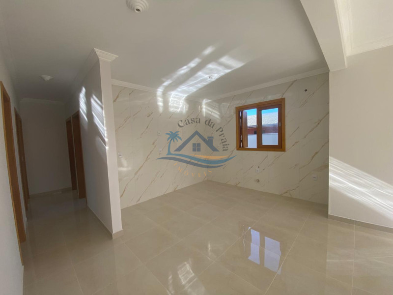Casa a venda em Arroio do Sal.