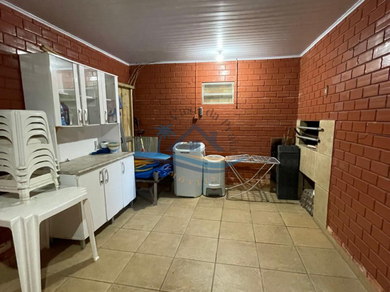 Casa a venda em Arroio do Sal.