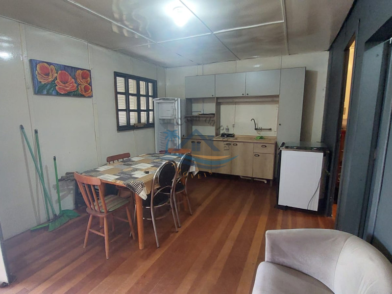 Casa a venda em Arroio do Sal.